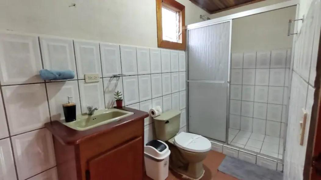 Cowboy Hostel - Habitaciones Con Bano Privado Monteverde Luaran gambar