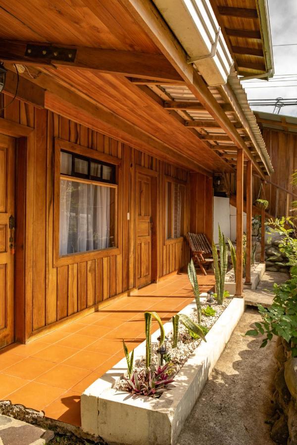 Cowboy Hostel - Habitaciones Con Bano Privado Monteverde Luaran gambar